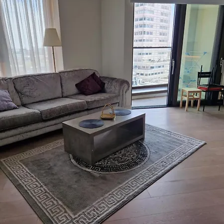 One Luxury Bedroom In Central London